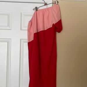 me armed short sleeve dress